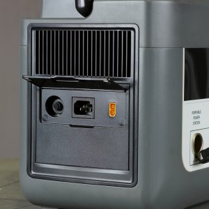 Портативная электростанция FUBAG AS 2400i (аккумулятор LiFePO4) в Екатеринбурге фото